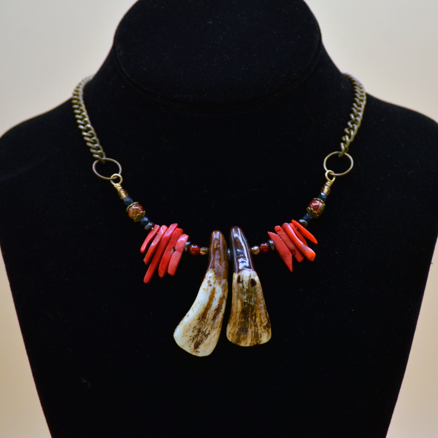 NECKLACE Beaded Bison Tooth And Coral Necklace