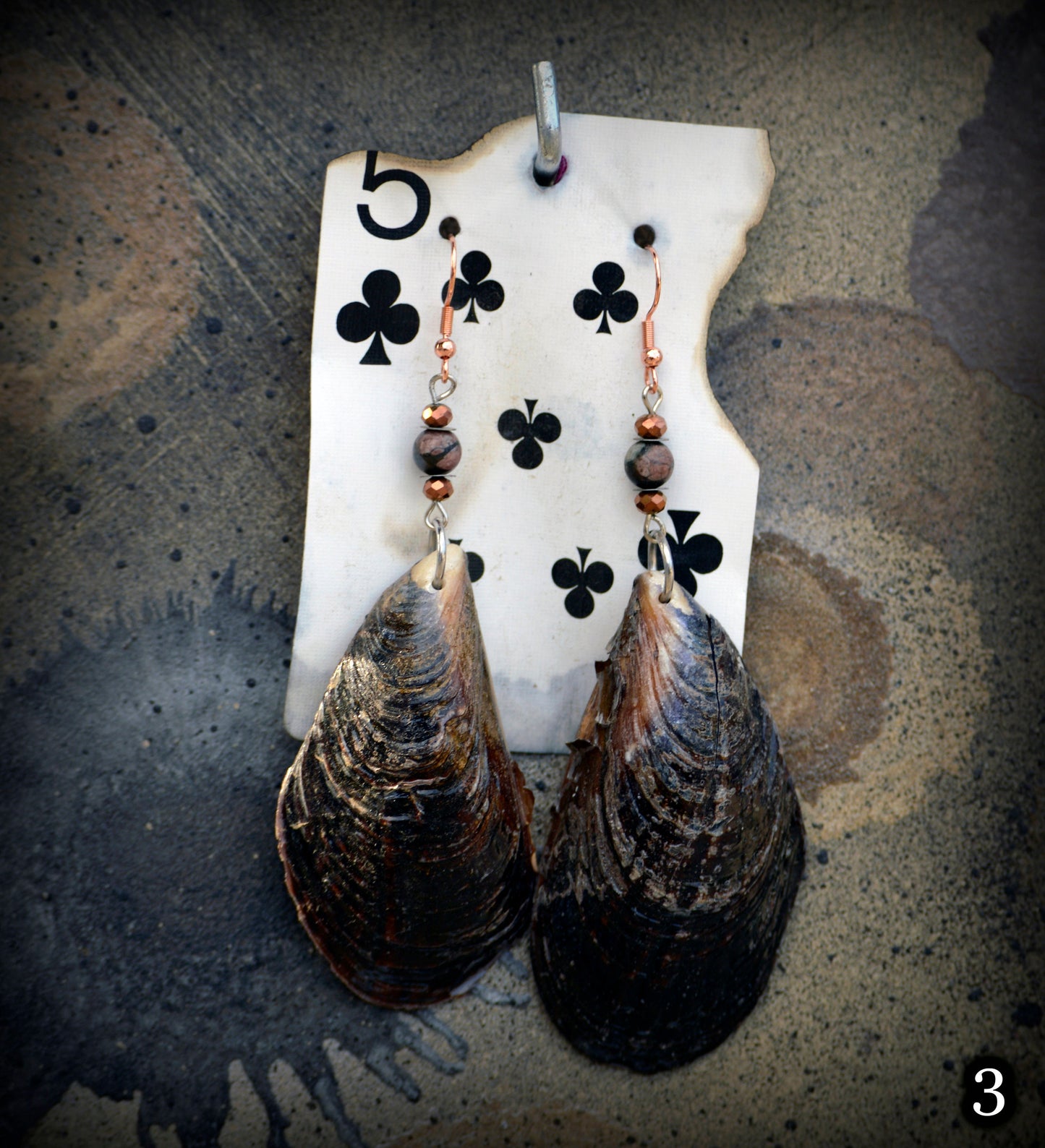 EARRINGS Mussels Shell Dangle Earrings